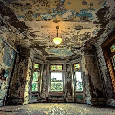 600 SQUAREtorn-ohio-state-reformatory-mansfield-prison-gregory-ballos-1856560811 600 SQUAREtorn-ohio-state-reformatory-mansfield-prison-gregory-ballos-1856560811